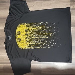 BATMAN Black textured moisture wicking short sleeve Mens L tee